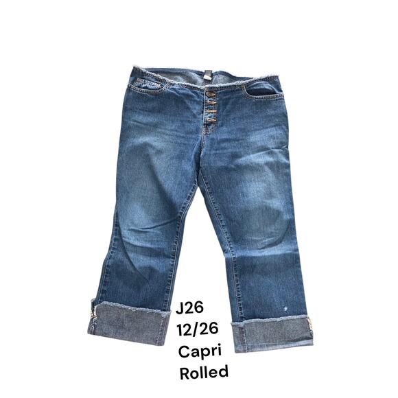 Abercrombie Jeans Preloved Button Fly Capri 
Size: 12/26 - Picture 1 of 2
